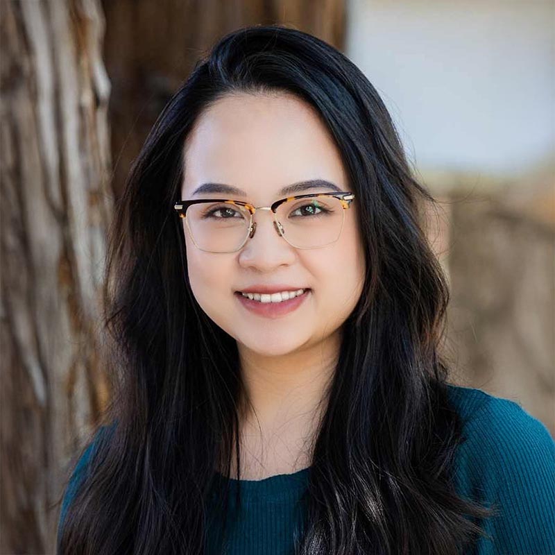 KSN-Headshots-UNguyen Uyen Nguyen - Education Solutions Architect