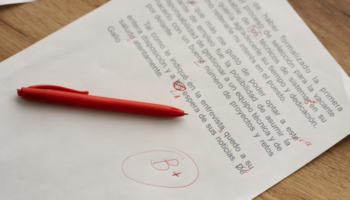 top-view-correcting-grammar-mistakes-concept